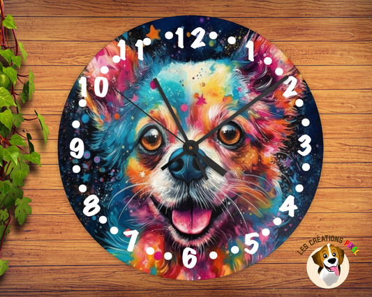 Horloge en métal Chihuahua coloré
