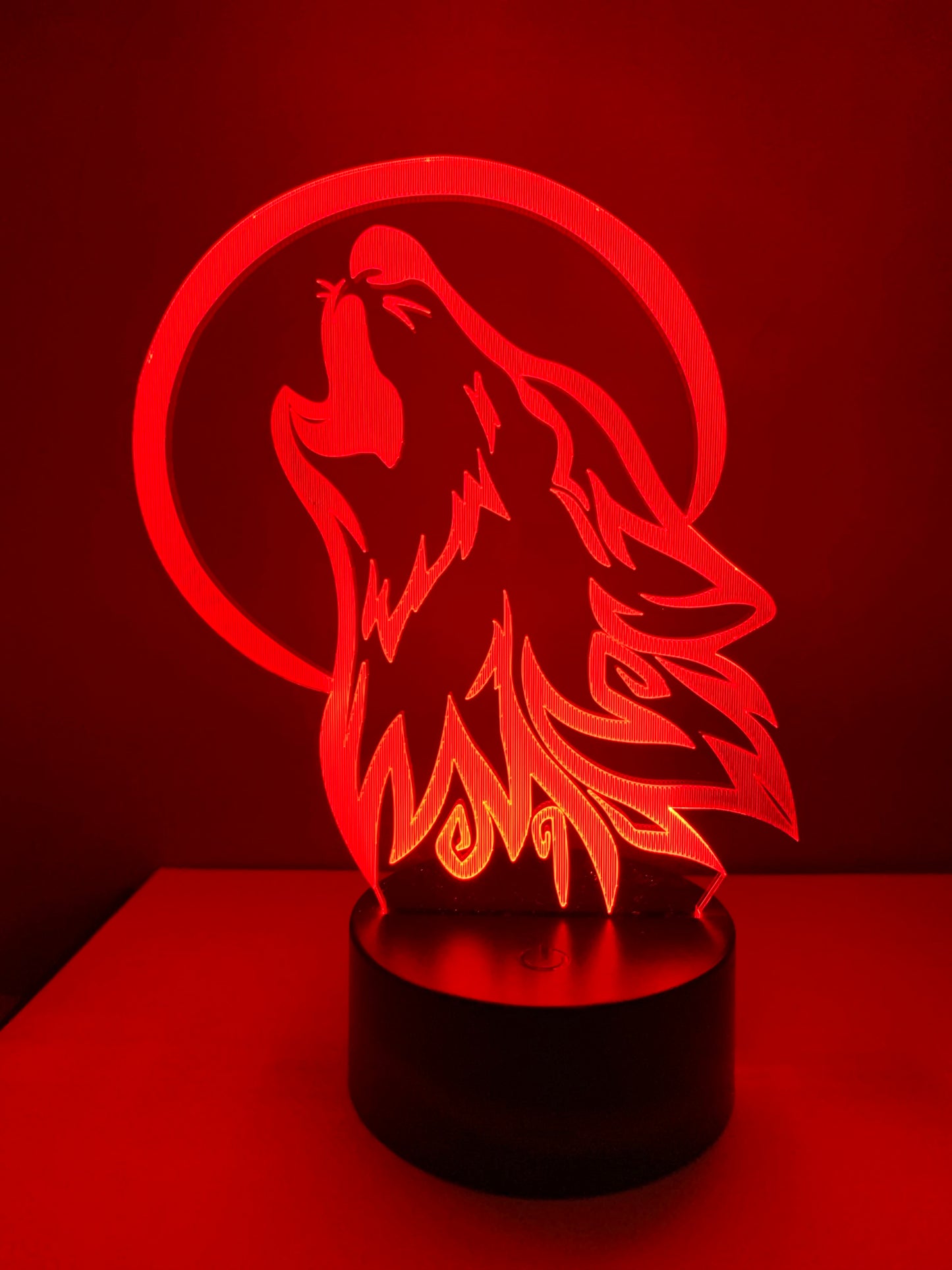 Lampe 3D DEL Loup hurlant à la lune