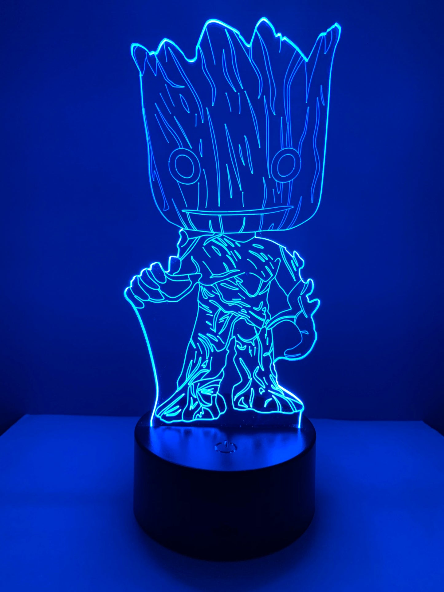 Lampe 3D DEL Baby Groot - Les Gardiens de la galaxie