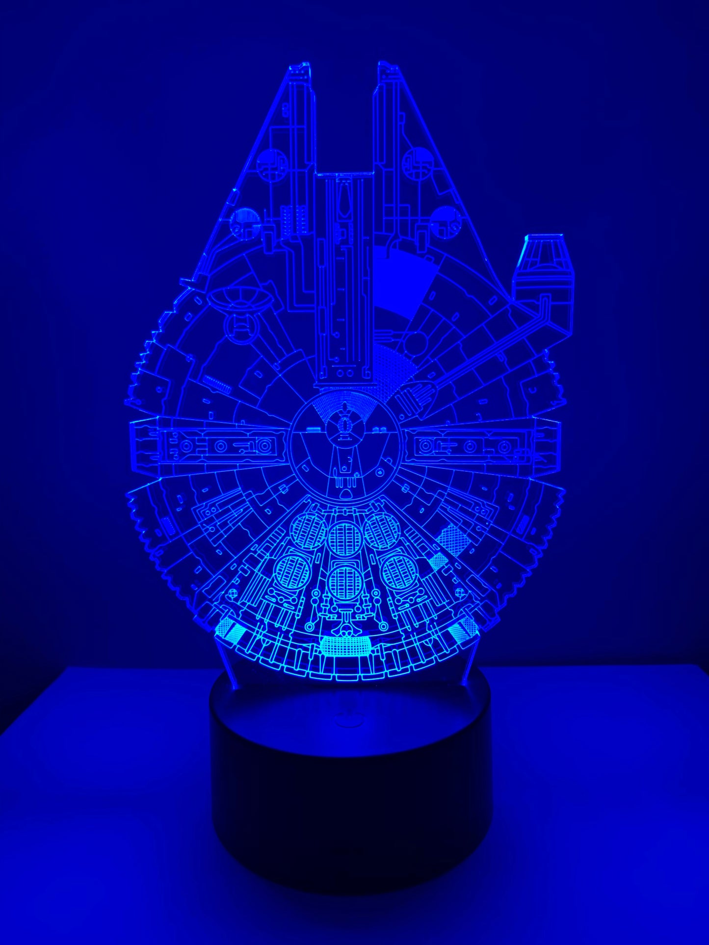 Lampe 3D DEL Faucon Millenium Star Wars