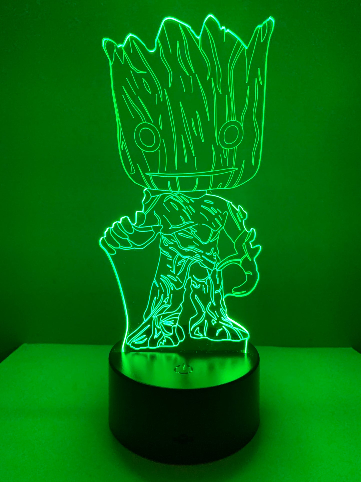 Lampe 3D DEL Baby Groot - Les Gardiens de la galaxie