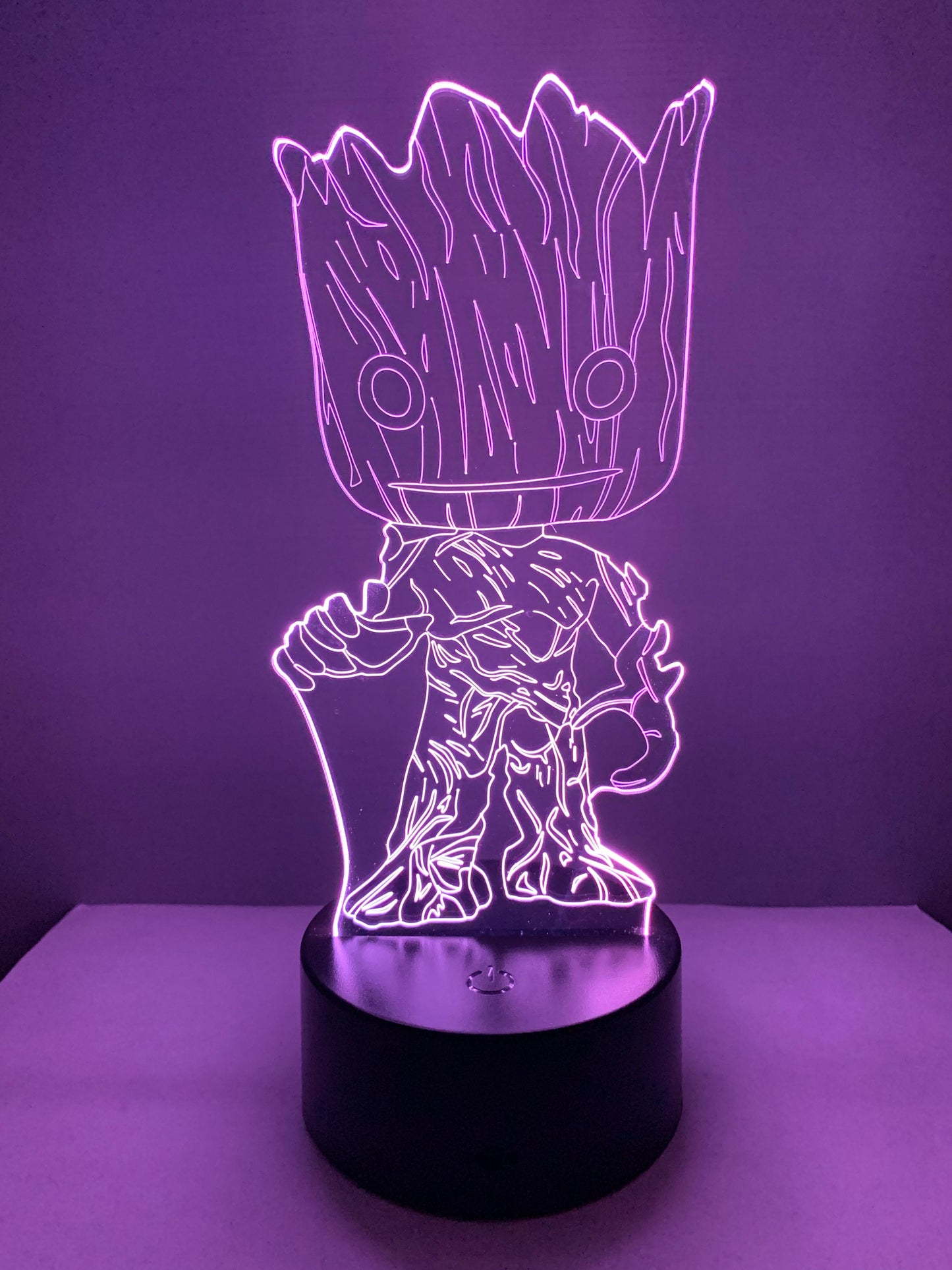 Lampe 3D DEL Baby Groot - Les Gardiens de la galaxie