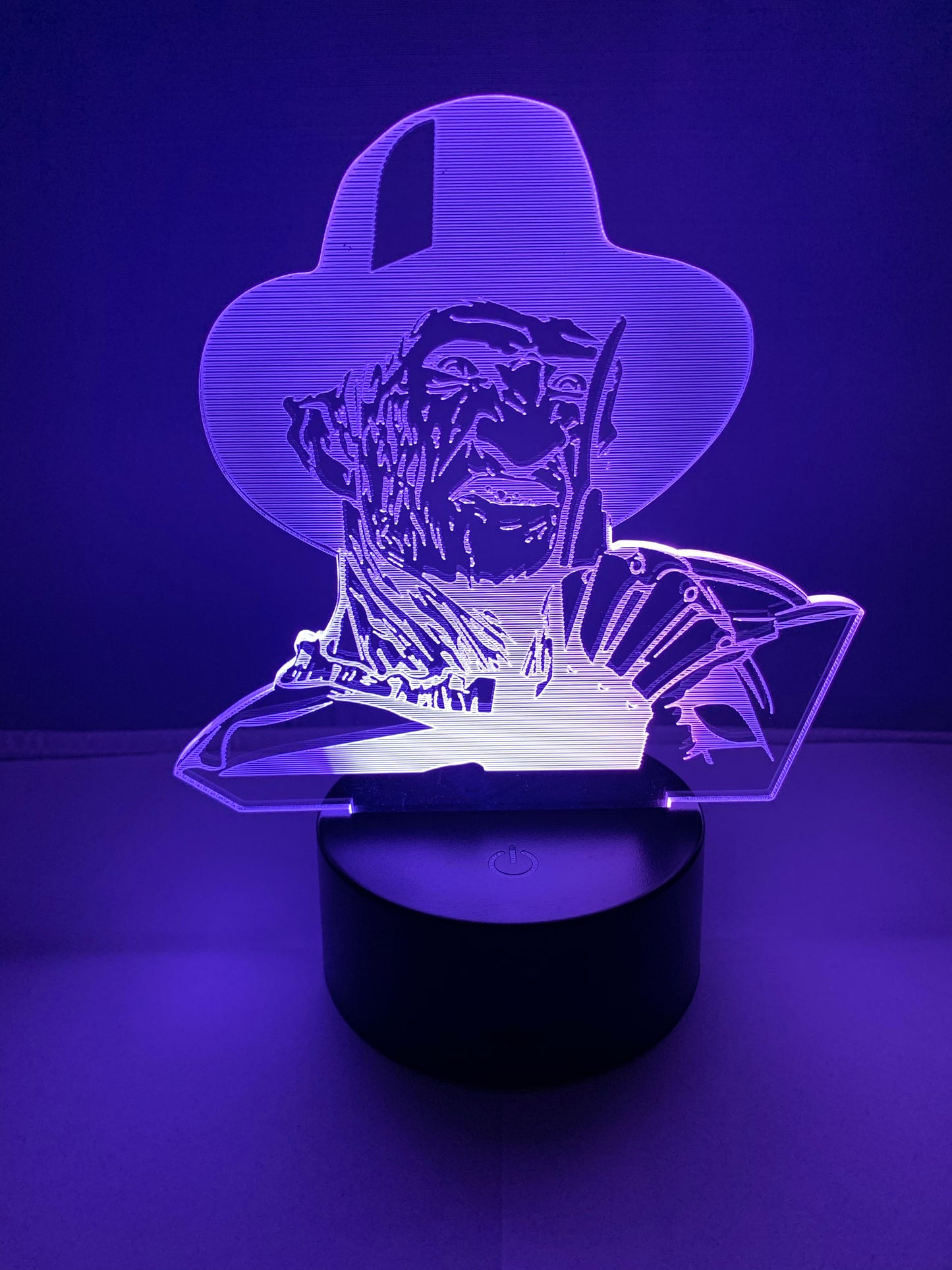 Lampe 3D DEL Freddy Krueger Horreur