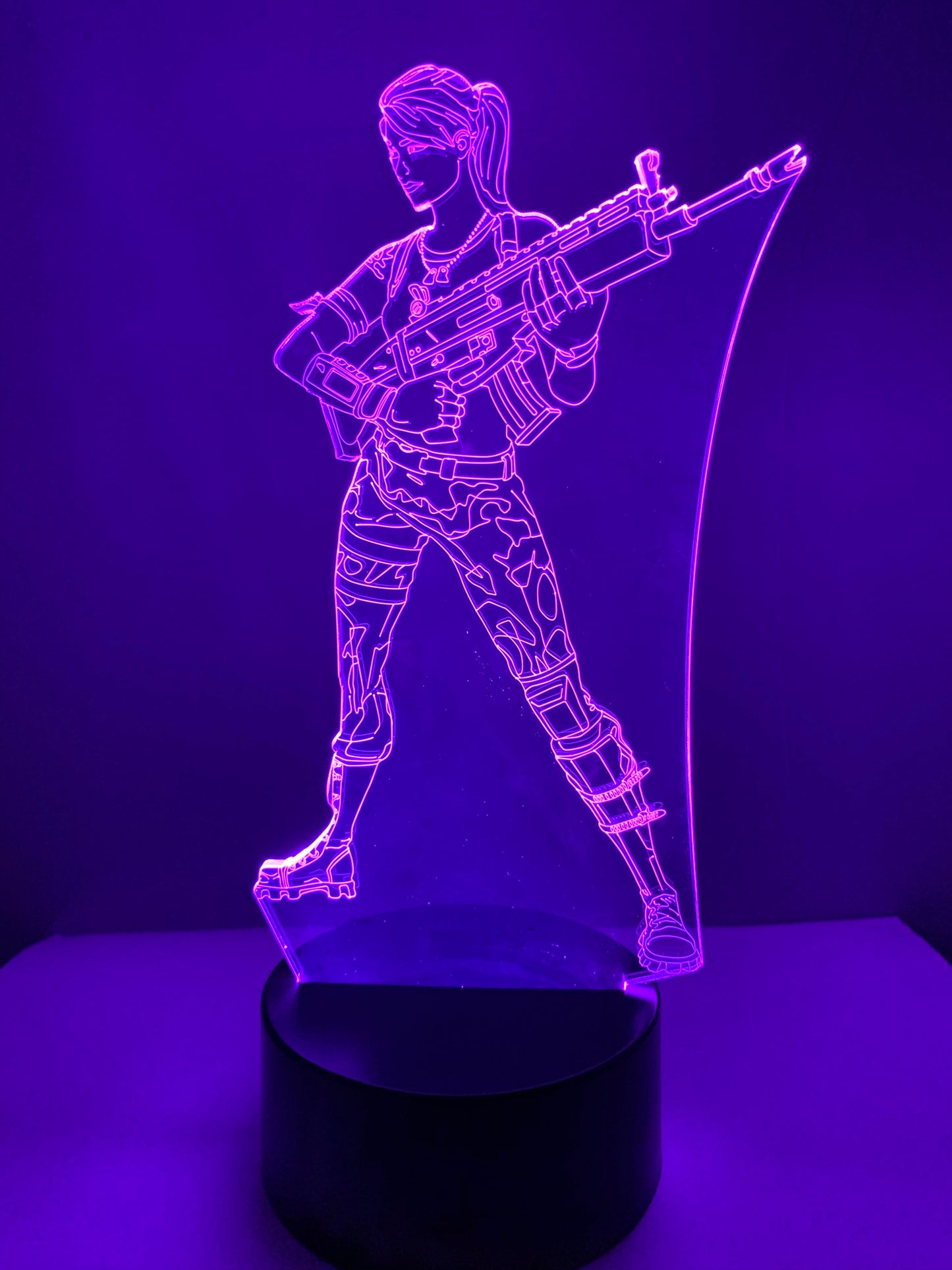 Lampe 3D DEL Femme Soldat