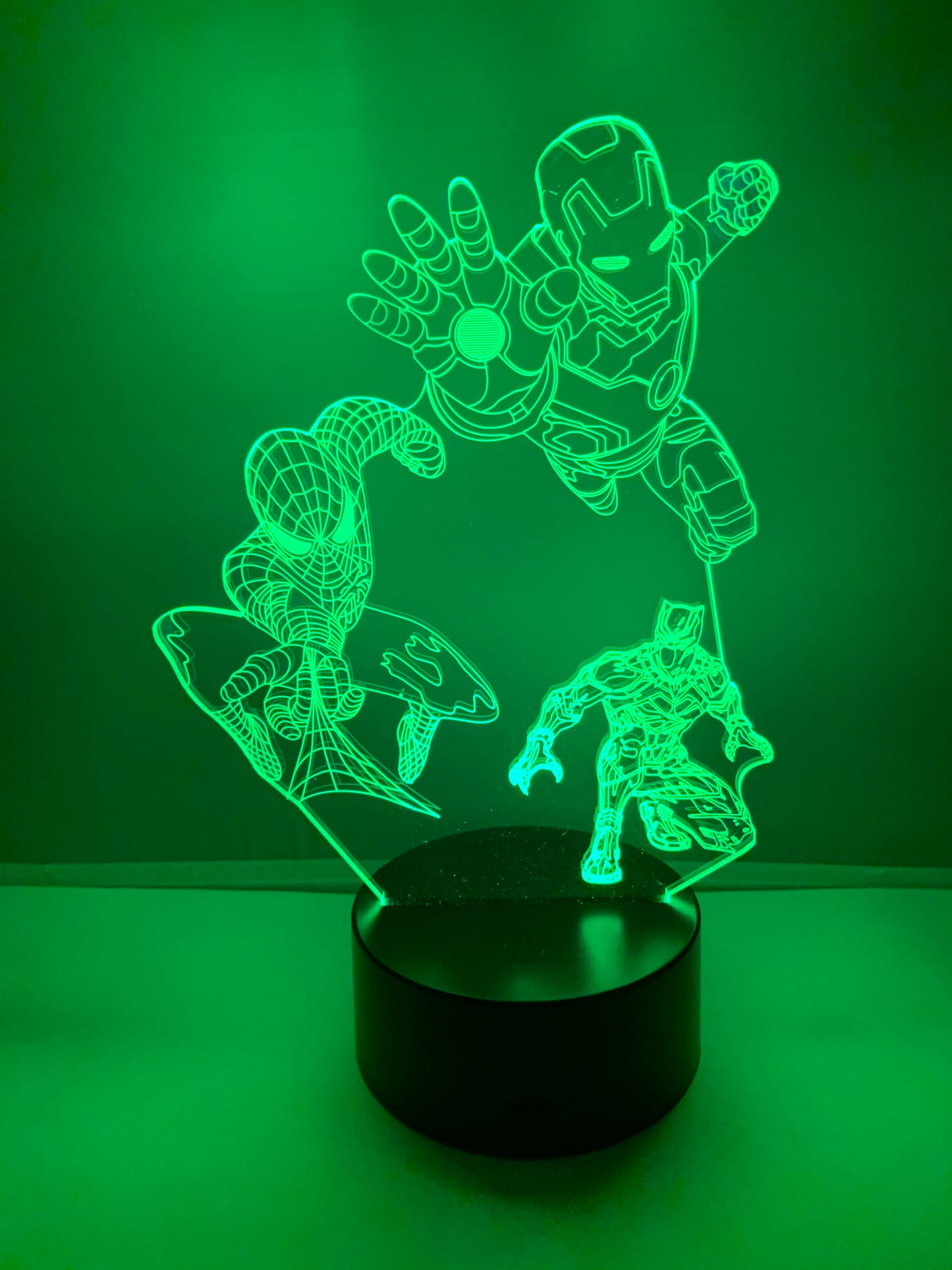 Lampe 3D DEL Trio de Super Héros (Black Panther/Iron Man/ Spiderman)
