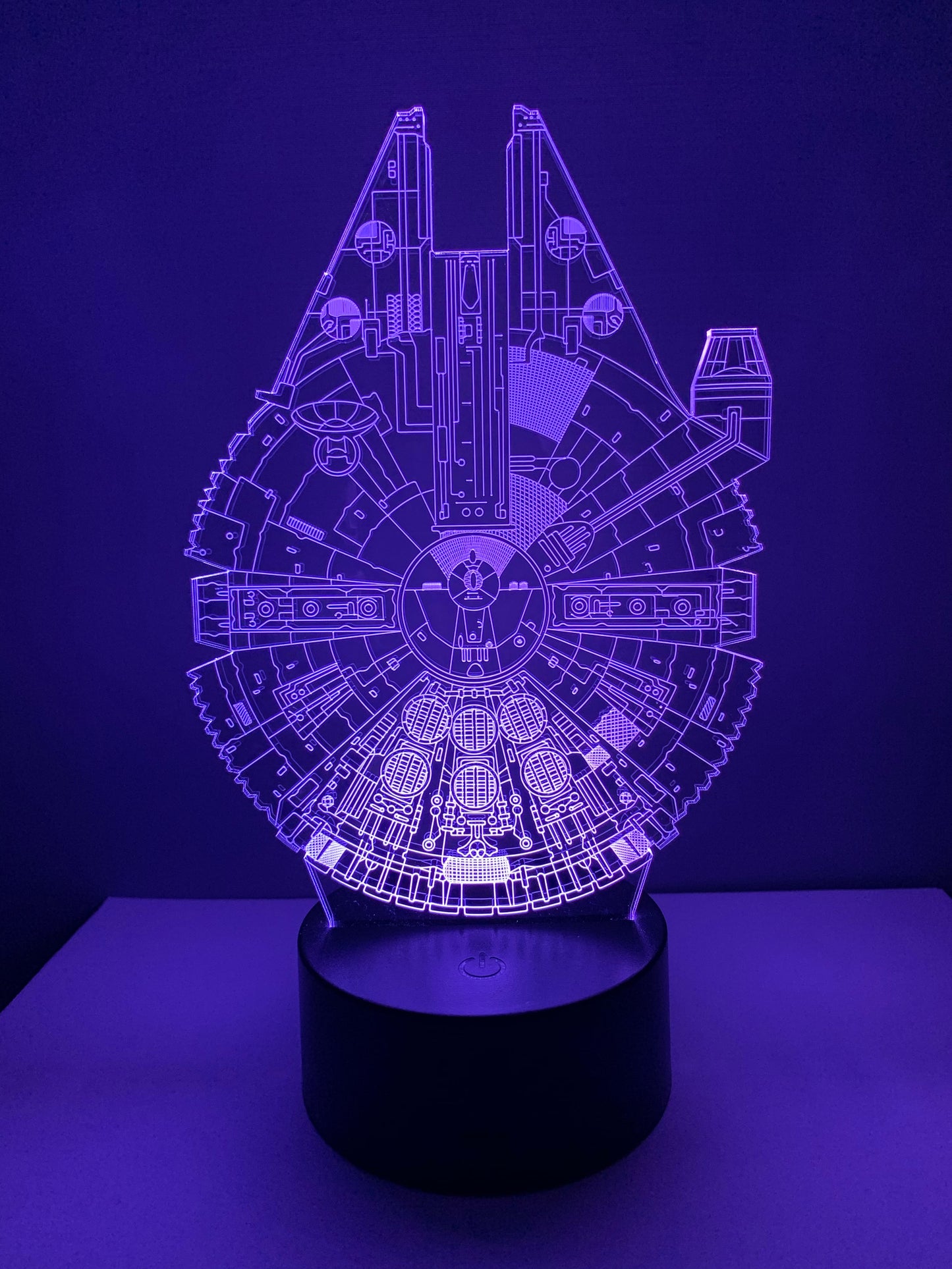 Lampe 3D DEL Faucon Millenium Star Wars