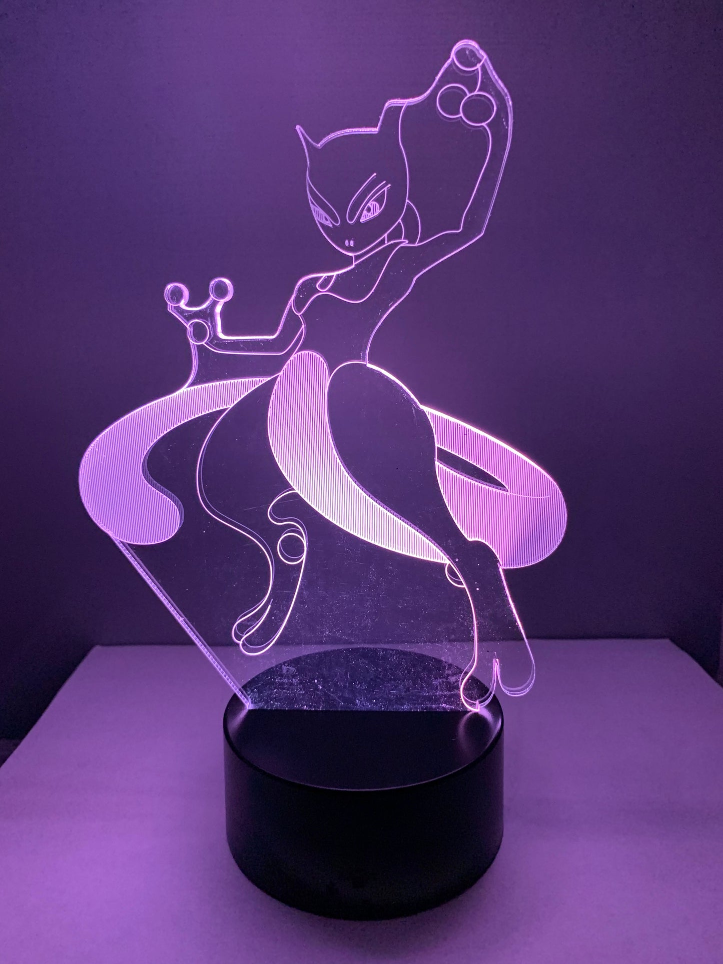 Lampe 3D DEL Pokemon Mewtwo