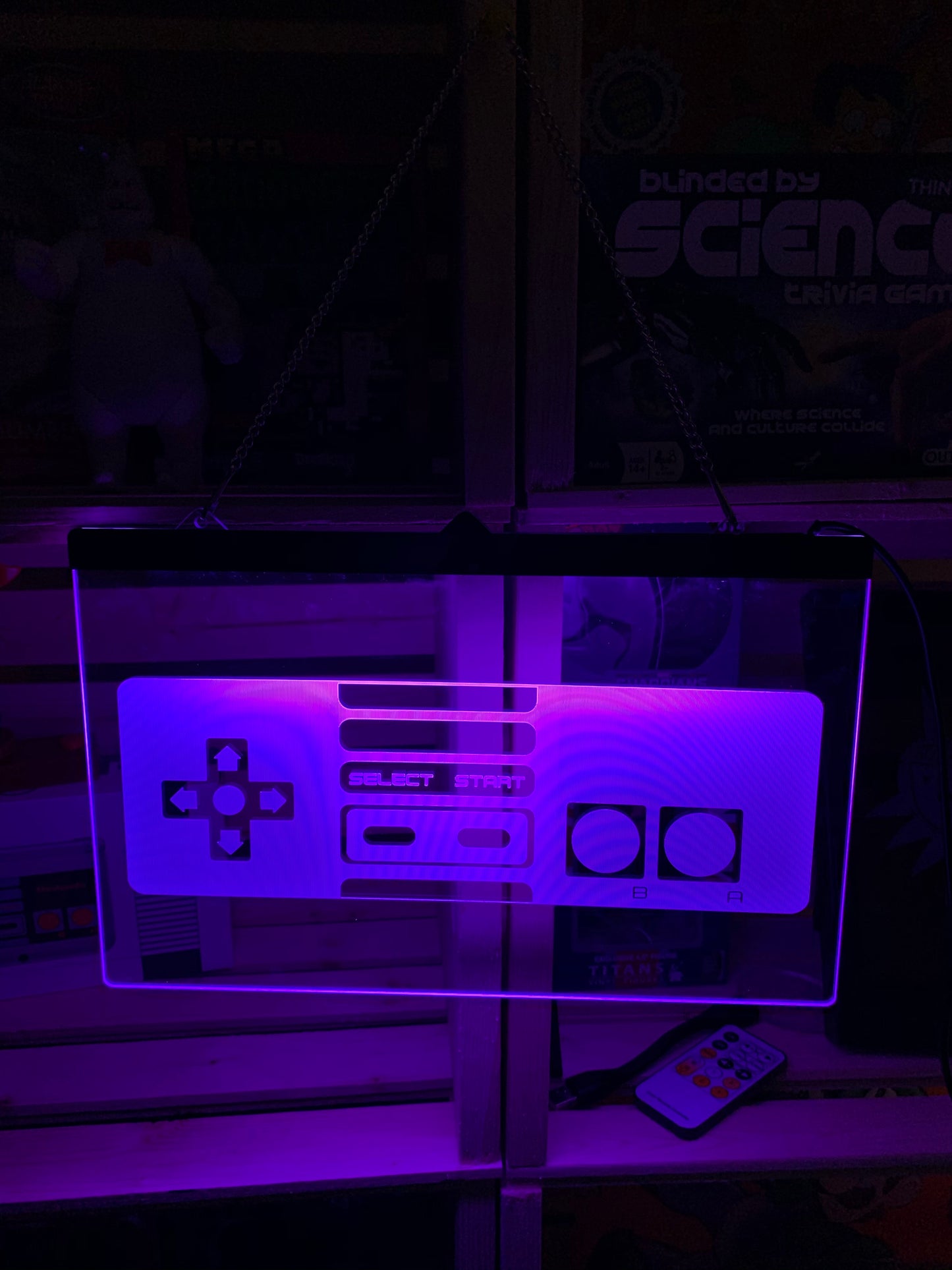 Enseigne DEL Manette avec chaîne