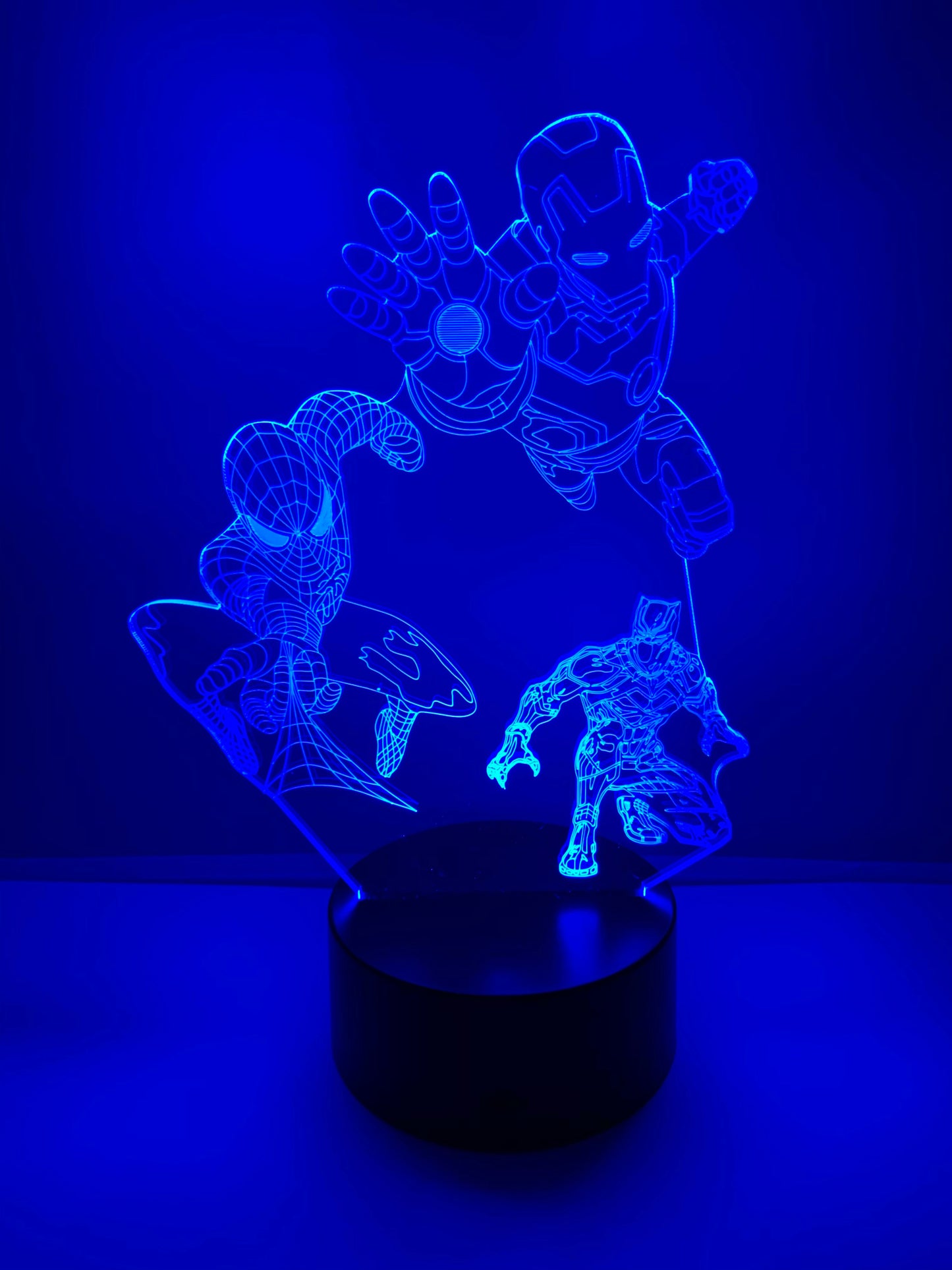 Lampe 3D DEL Trio de Super Héros (Black Panther/Iron Man/ Spiderman)