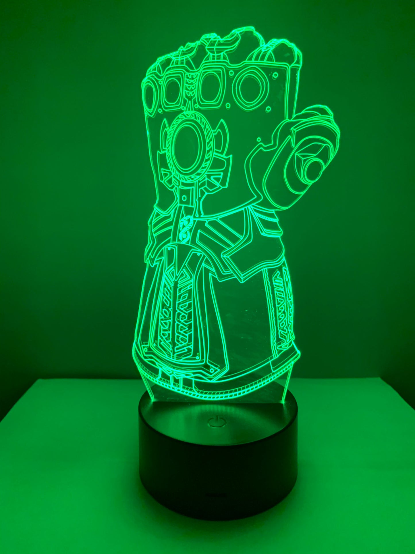 Lampe 3D DEL Gant Thanos Avengers