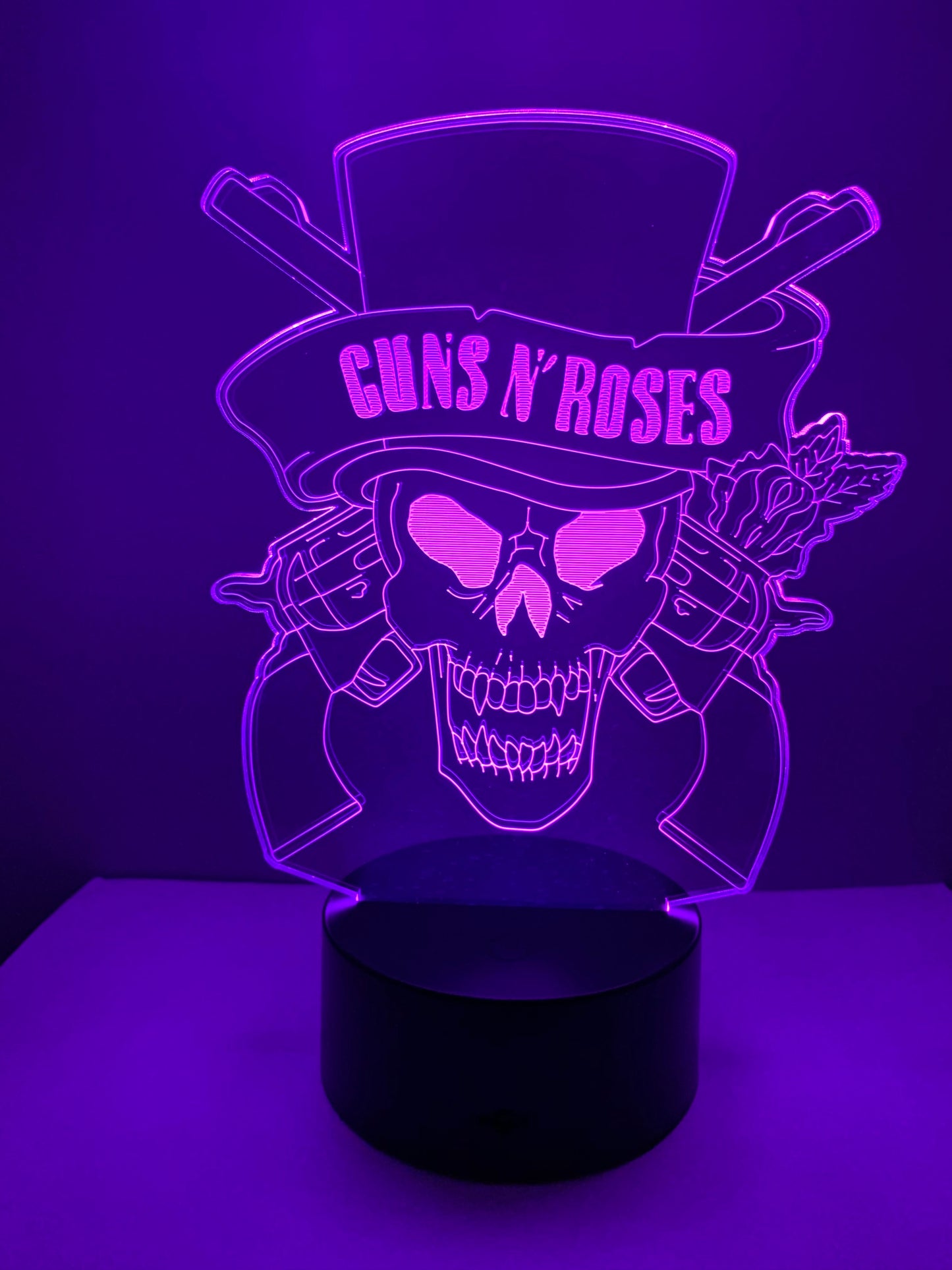 Lampe 3D DEL Guns N' Roses (Tête de mort)