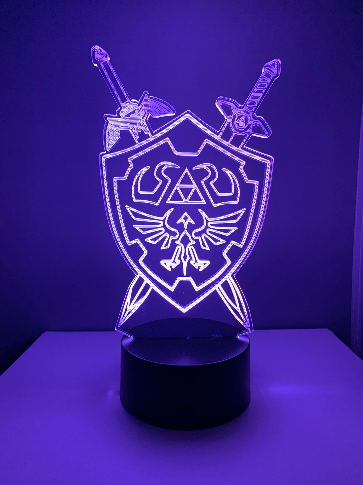 Lampe 3D DEL Bouclier Hylian et Épées The Legend Of Zelda