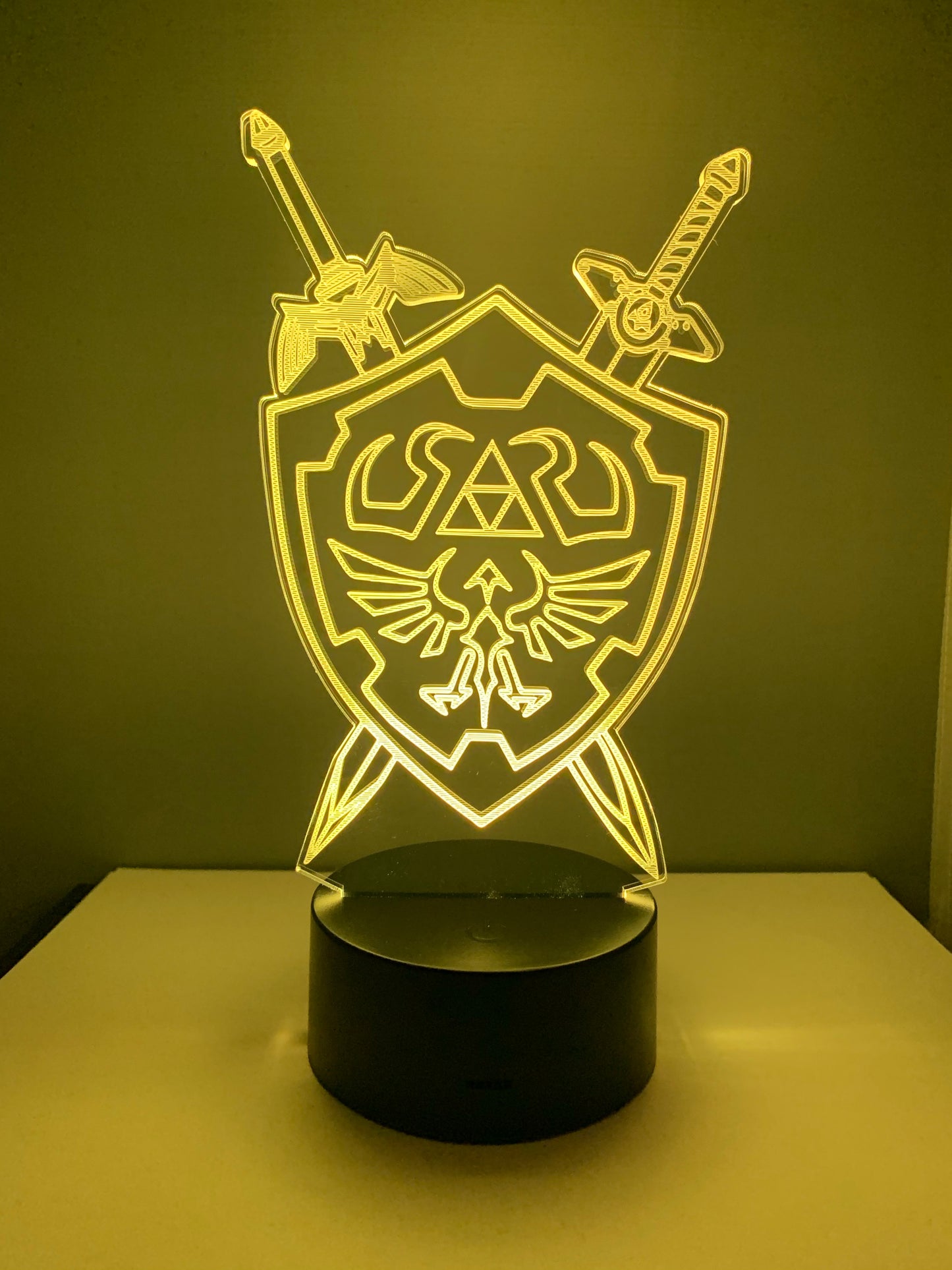 Lampe 3D DEL Bouclier Hylian et Épées The Legend Of Zelda