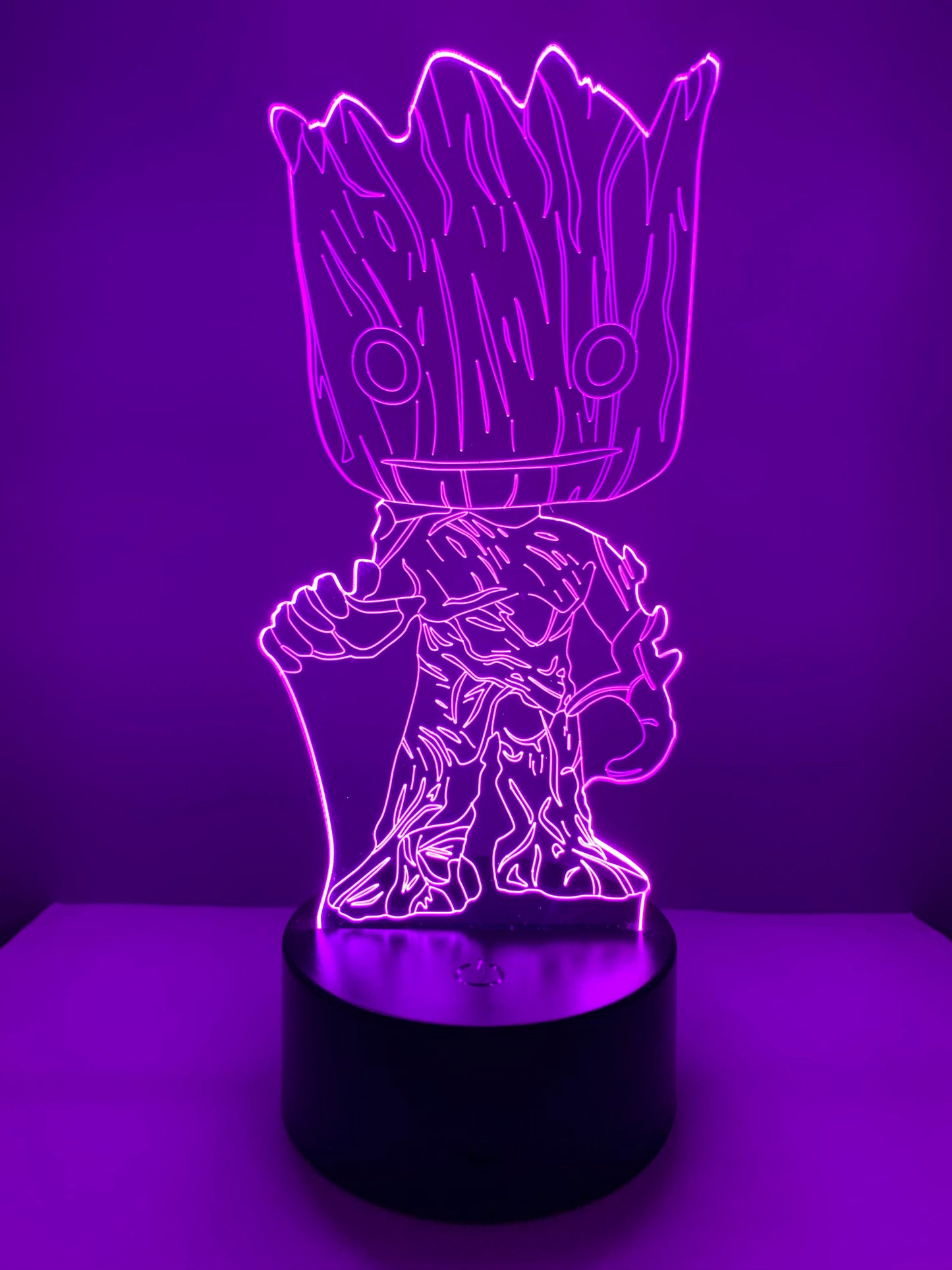 Lampe 3D DEL Baby Groot - Les Gardiens de la galaxie