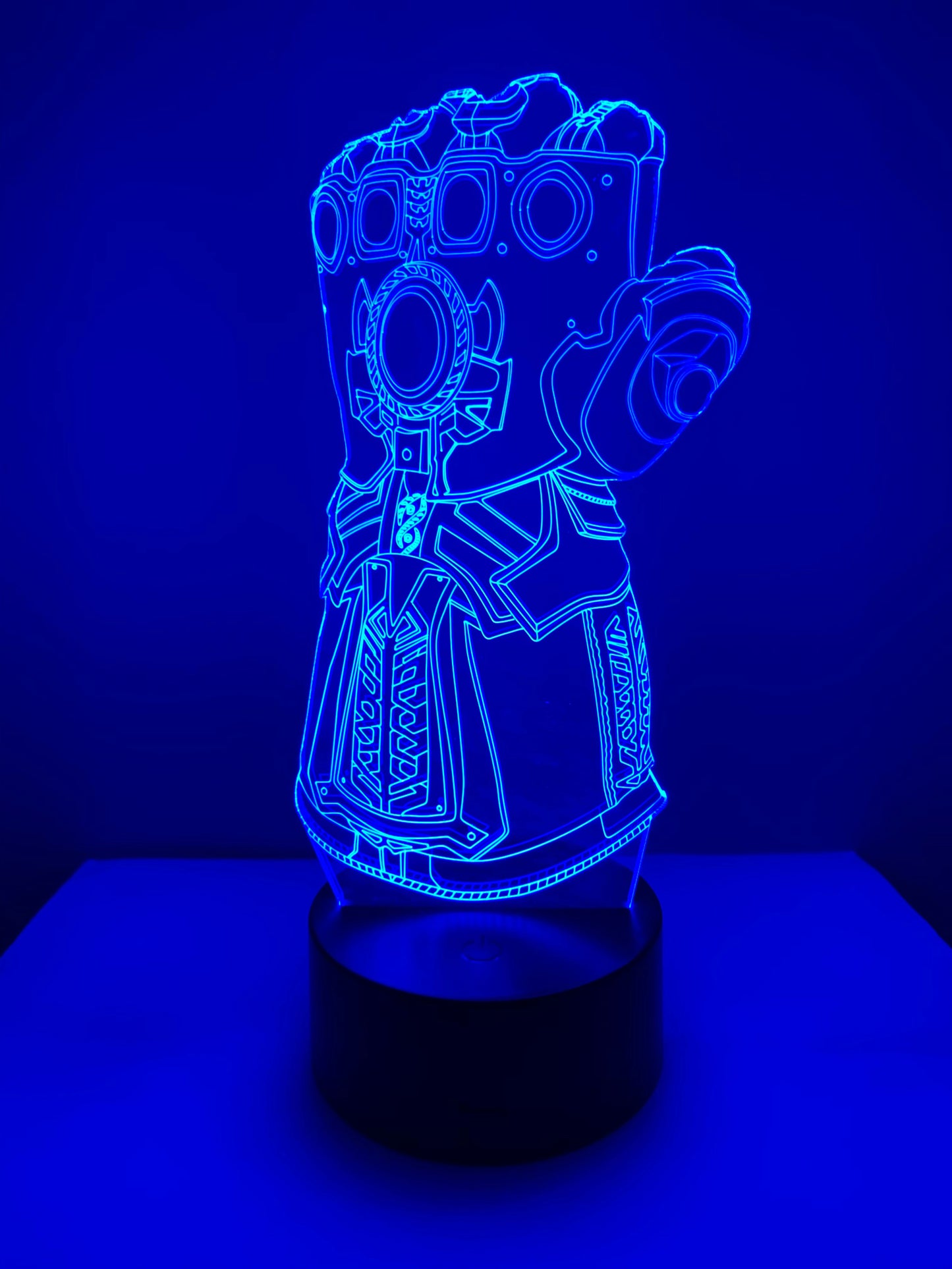 Lampe 3D DEL Gant Thanos Avengers