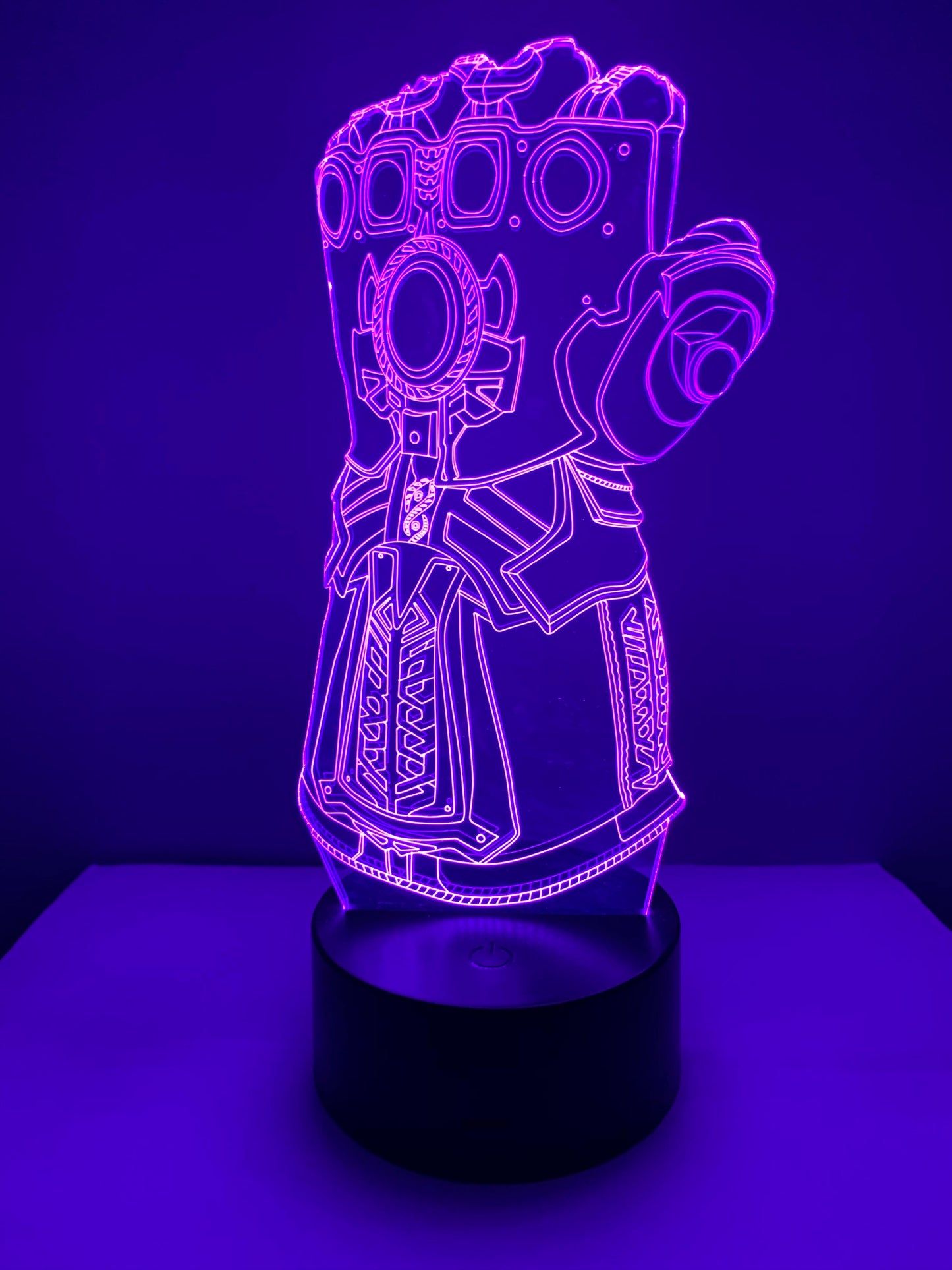 Lampe 3D DEL Gant Thanos Avengers
