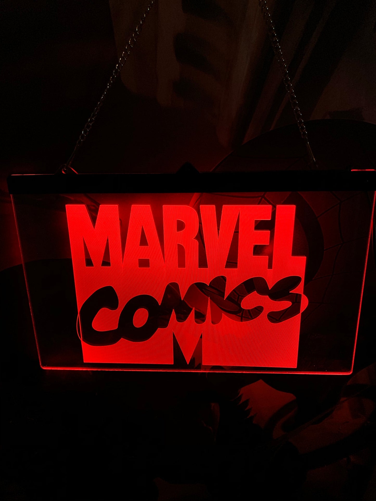 Enseigne DEL Marvel Comics avec chaîne