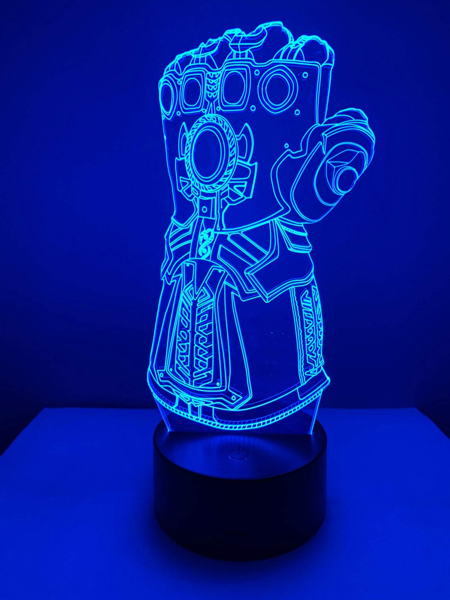 Lampe 3D DEL Gant Thanos Avengers
