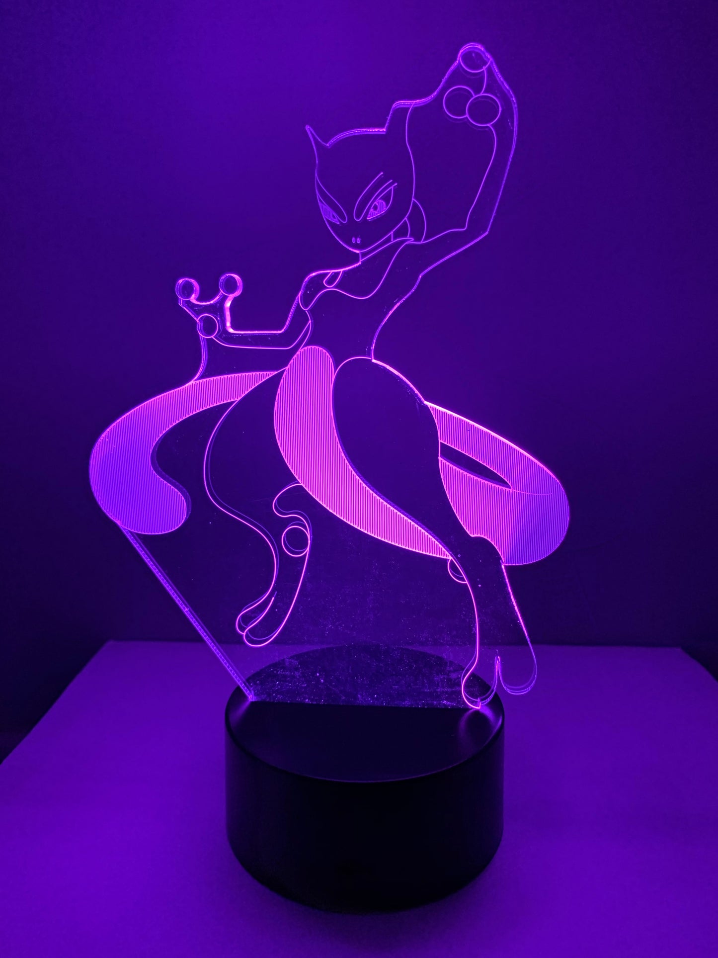 Lampe 3D DEL Pokemon Mewtwo