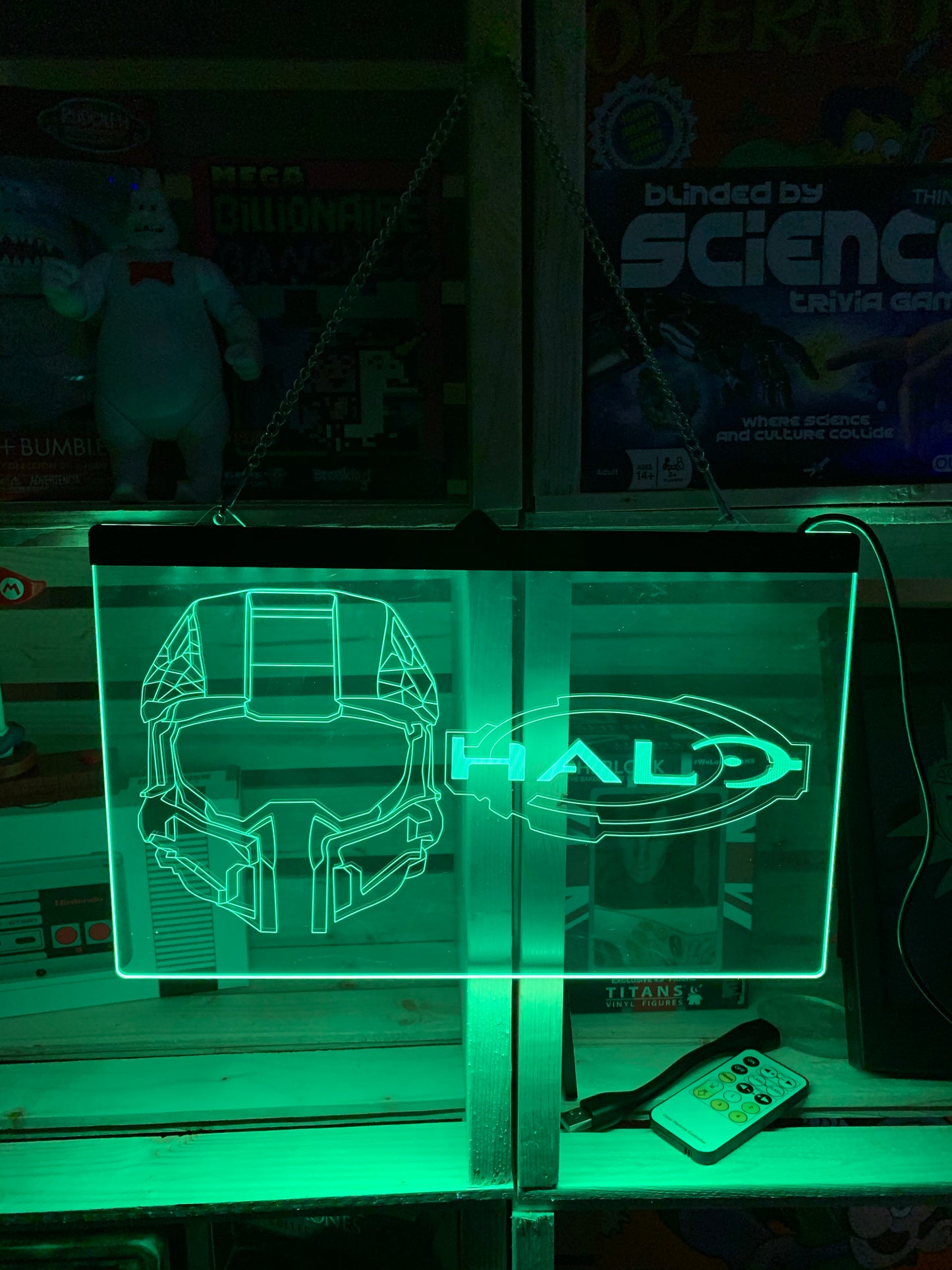 Enseigne DEL Halo Master Chief Xbox avec chaîne