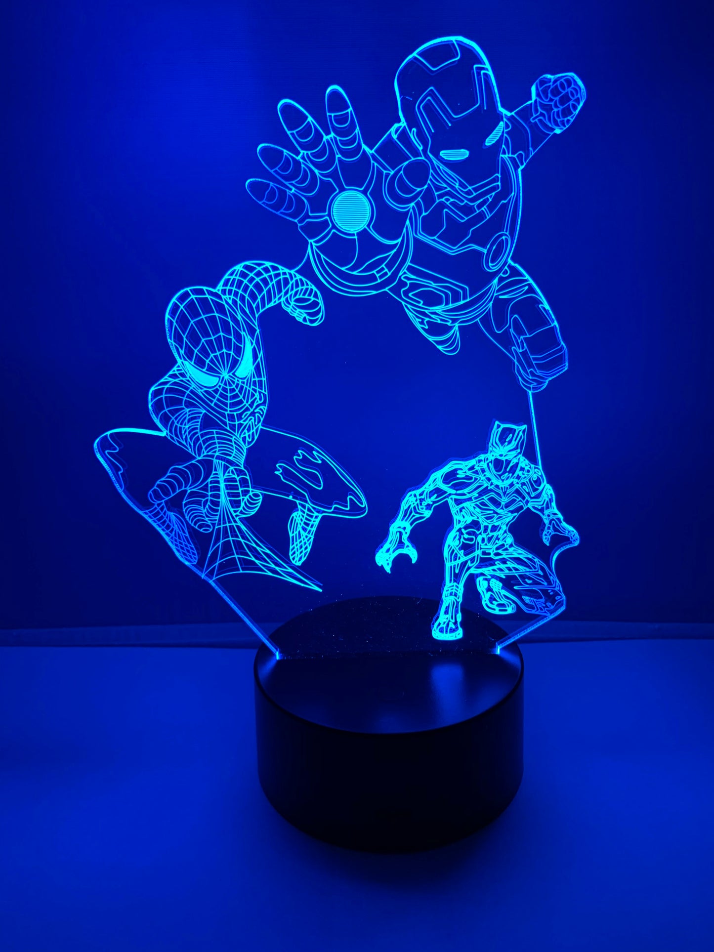 Lampe 3D DEL Trio de Super Héros (Black Panther/Iron Man/ Spiderman)