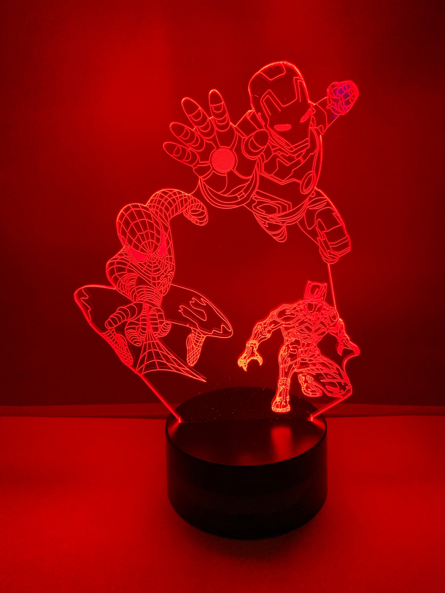 Lampe 3D DEL Trio de Super Héros (Black Panther/Iron Man/ Spiderman)